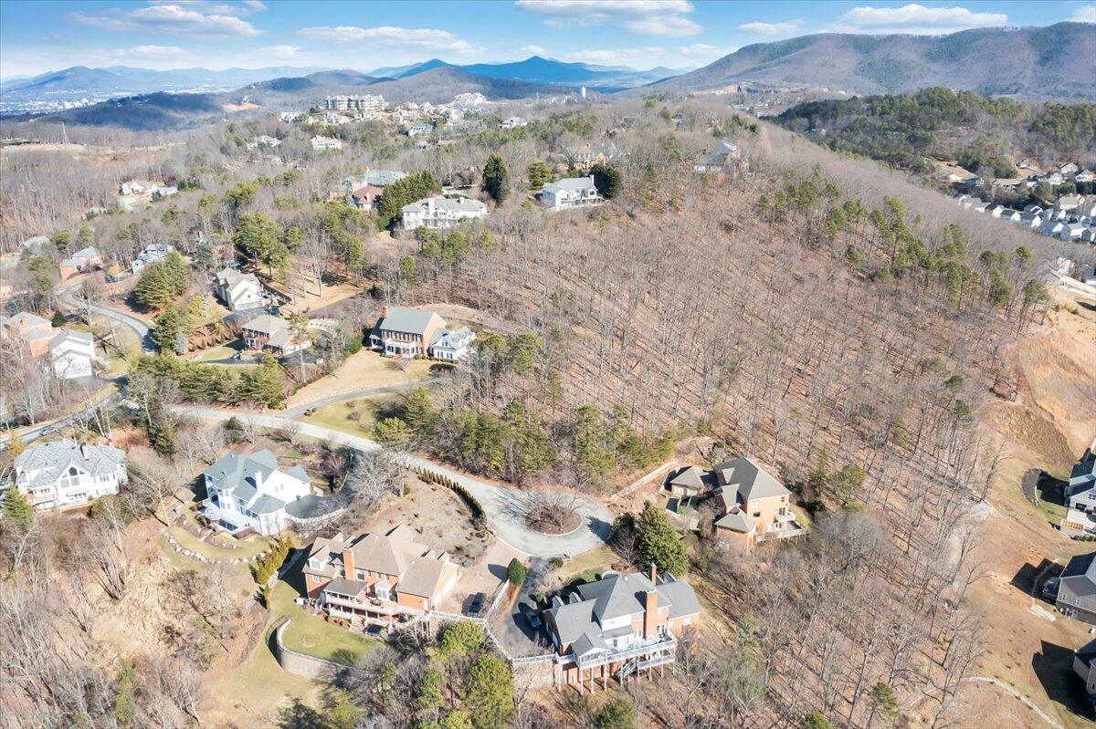 5316 Fox Den Road Roanoke, VA 24018 - Photo 19 of 28 19-DJI_0139