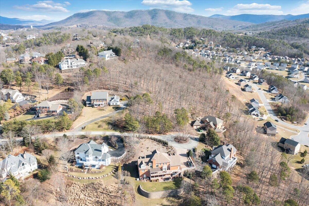 5316 Fox Den Road Roanoke, VA 24018 - Photo 20 of 28 20-DJI_0140