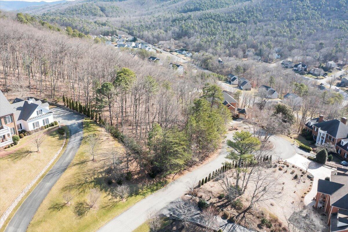 5316 Fox Den Road Roanoke, VA 24018 - Photo 25 of 28 25-DJI_0145