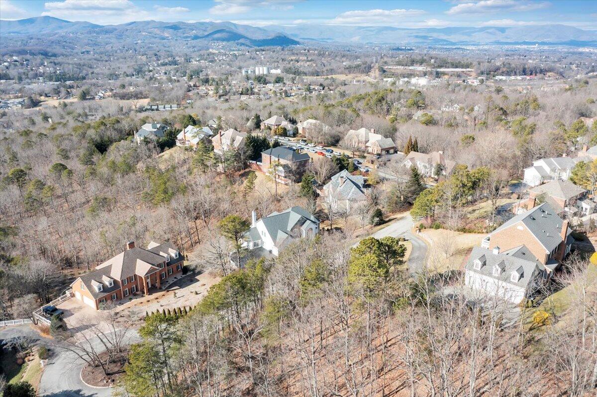 5316 Fox Den Road Roanoke, VA 24018 - Photo 27 of 28 27-DJI_0147