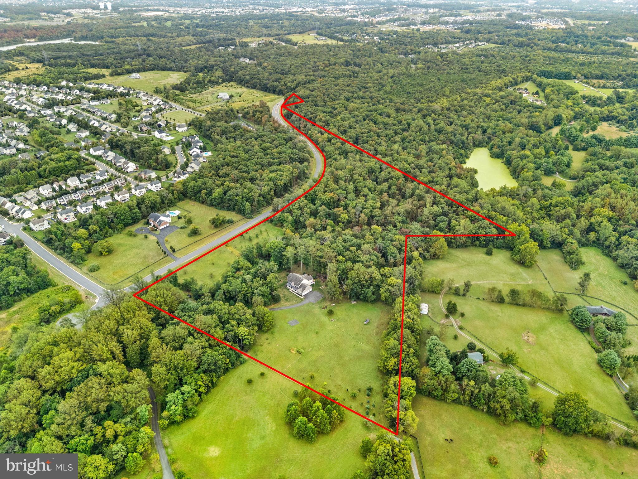 22011 Beaverdam Drive Ashburn, VA 20148 - Photo 4 of 109 Expansive wooded lot with scenic views.
