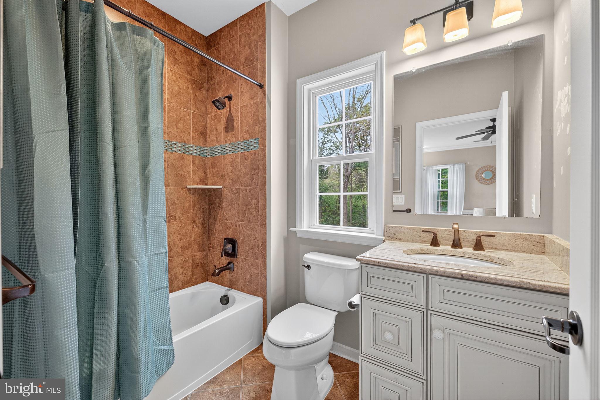 22011 Beaverdam Drive Ashburn, VA 20148 - Photo 64 of 106 Charming bathroom with modern finishes.