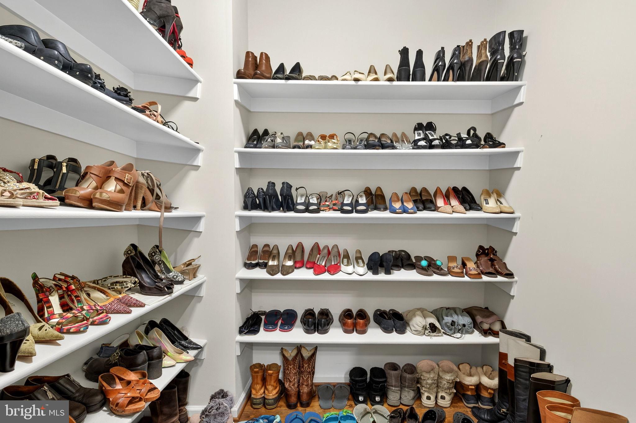 22011 Beaverdam Drive Ashburn, VA 20148 - Photo 85 of 106 Shoe haven: a stylish collection awaits.