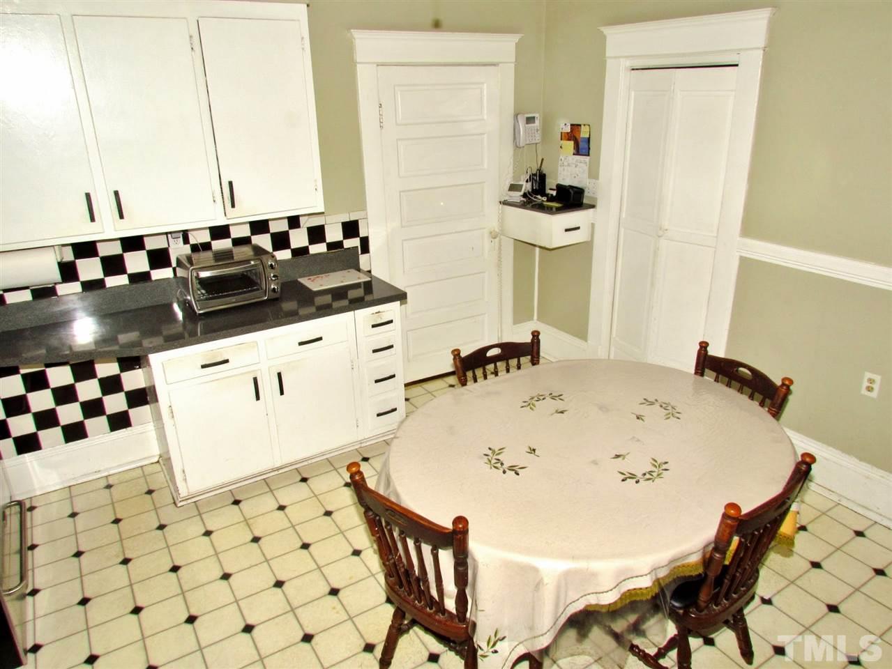 506 Tilden Street Raleigh, NC 27605 - Photo 13 of 29
