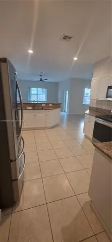 $3,300 | 215 Northeast 36th Avenue Road, Homestead, FL 33033