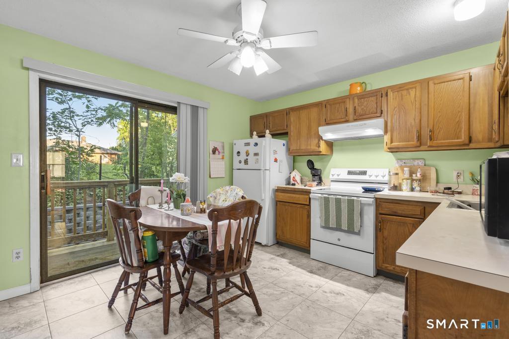 181 Hicks Street, Unit 2D Meriden, CT 06450 - Photo 4 of 36