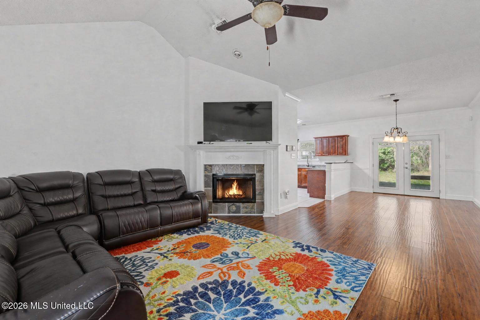 5715 Anoai Way Diamondhead, MS 39525 - Photo 3 of 24 Living Room