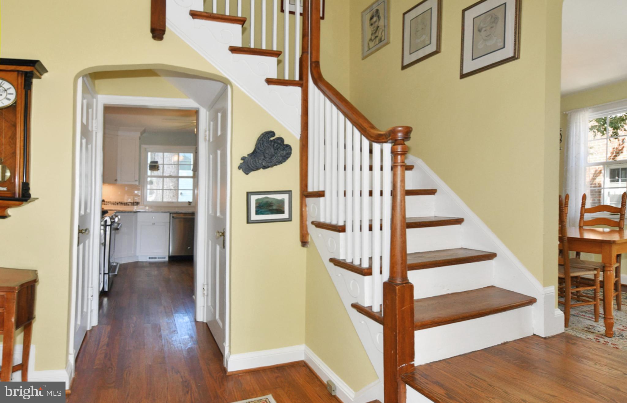 4515 Sleaford Road Bethesda, MD 20814 - Photo 5 of 47 Charming Entrance Foyer with Coat Closet