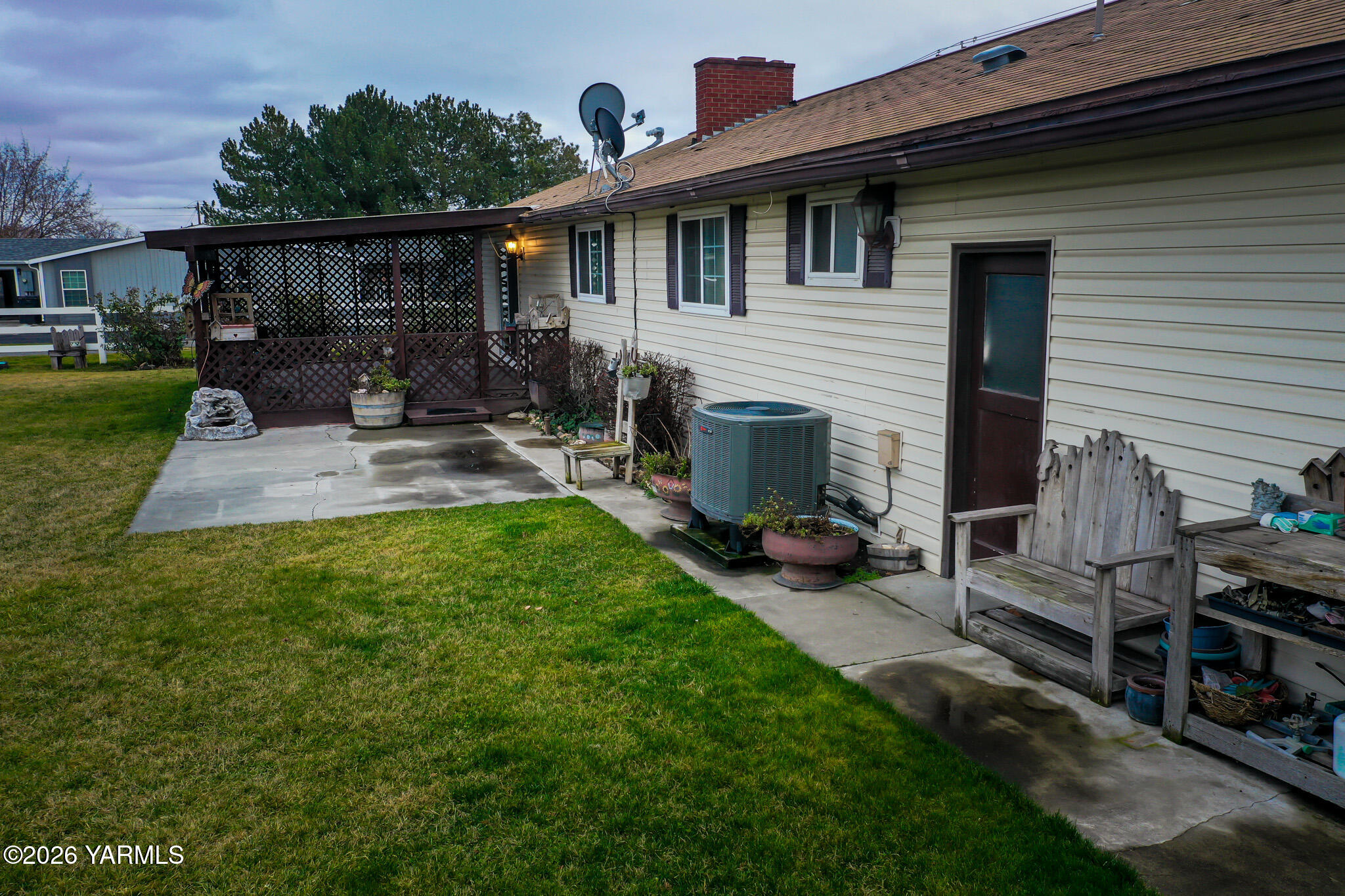 714 Hill Road South Sunnyside, WA 98944 - Photo 17 of 33 DJI_0597