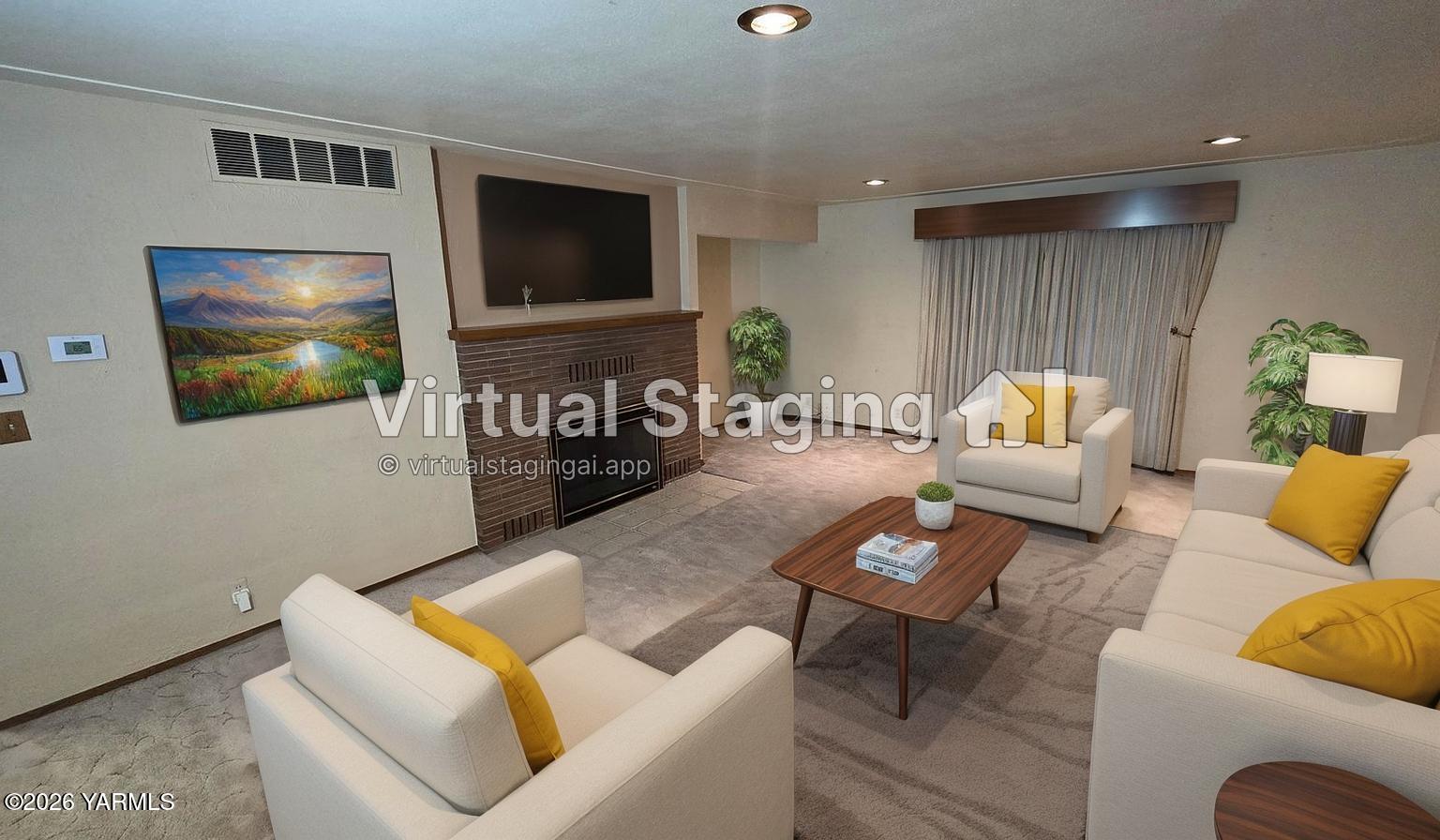 714 Hill Road South Sunnyside, WA 98944 - Photo 26 of 33 20260215_163635 - Living Room - Standard