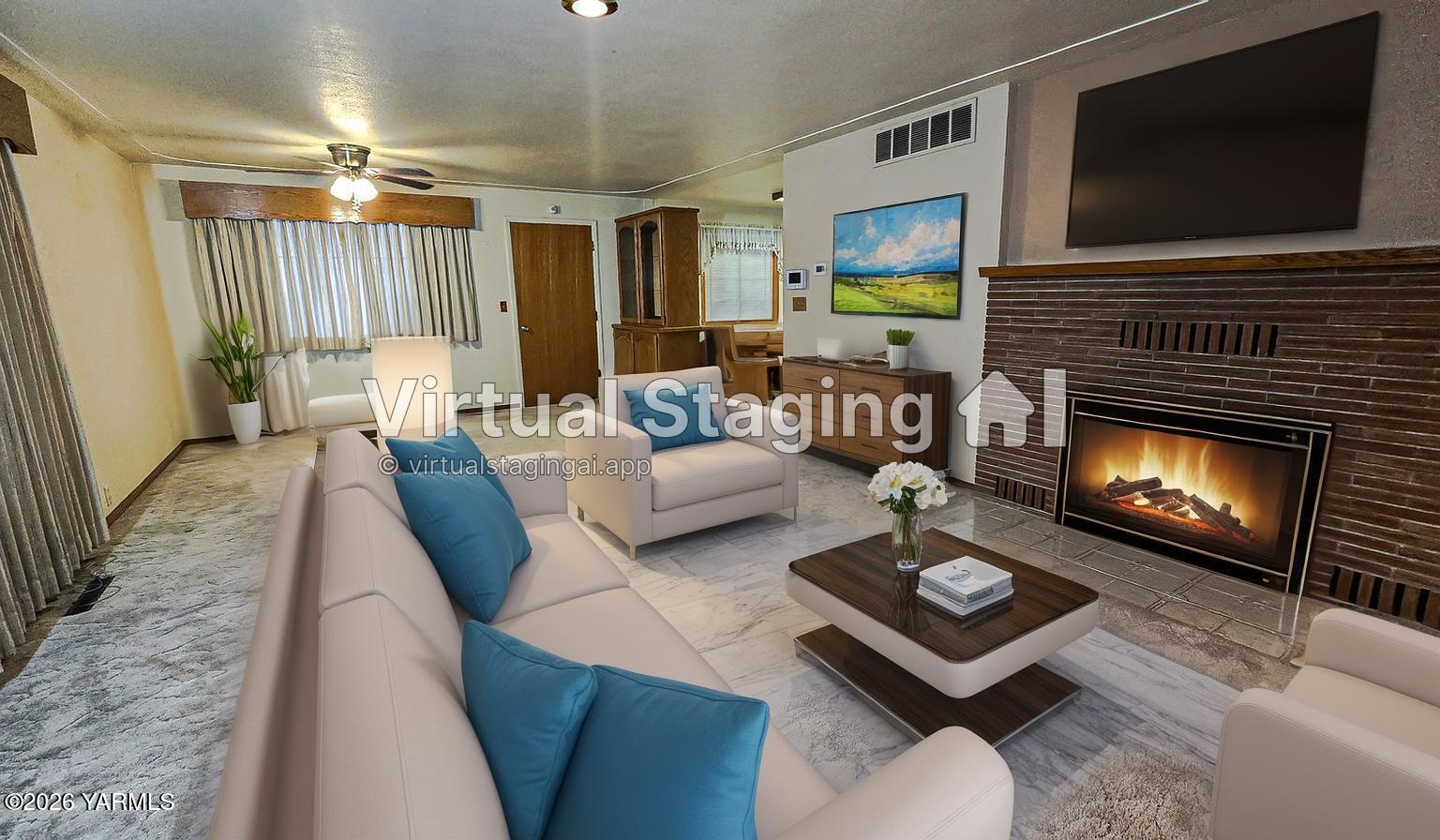 714 Hill Road South Sunnyside, WA 98944 - Photo 27 of 33 20260215_163854 - Living Room - Standard