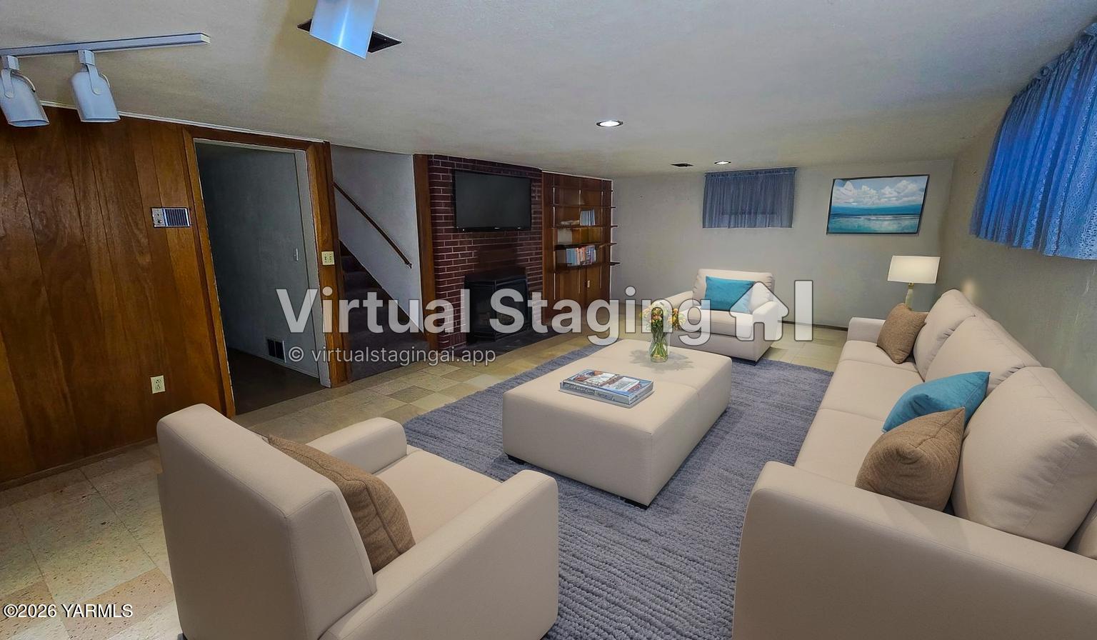 714 Hill Road South Sunnyside, WA 98944 - Photo 32 of 33 20260215_162449 - Living Room - Standard