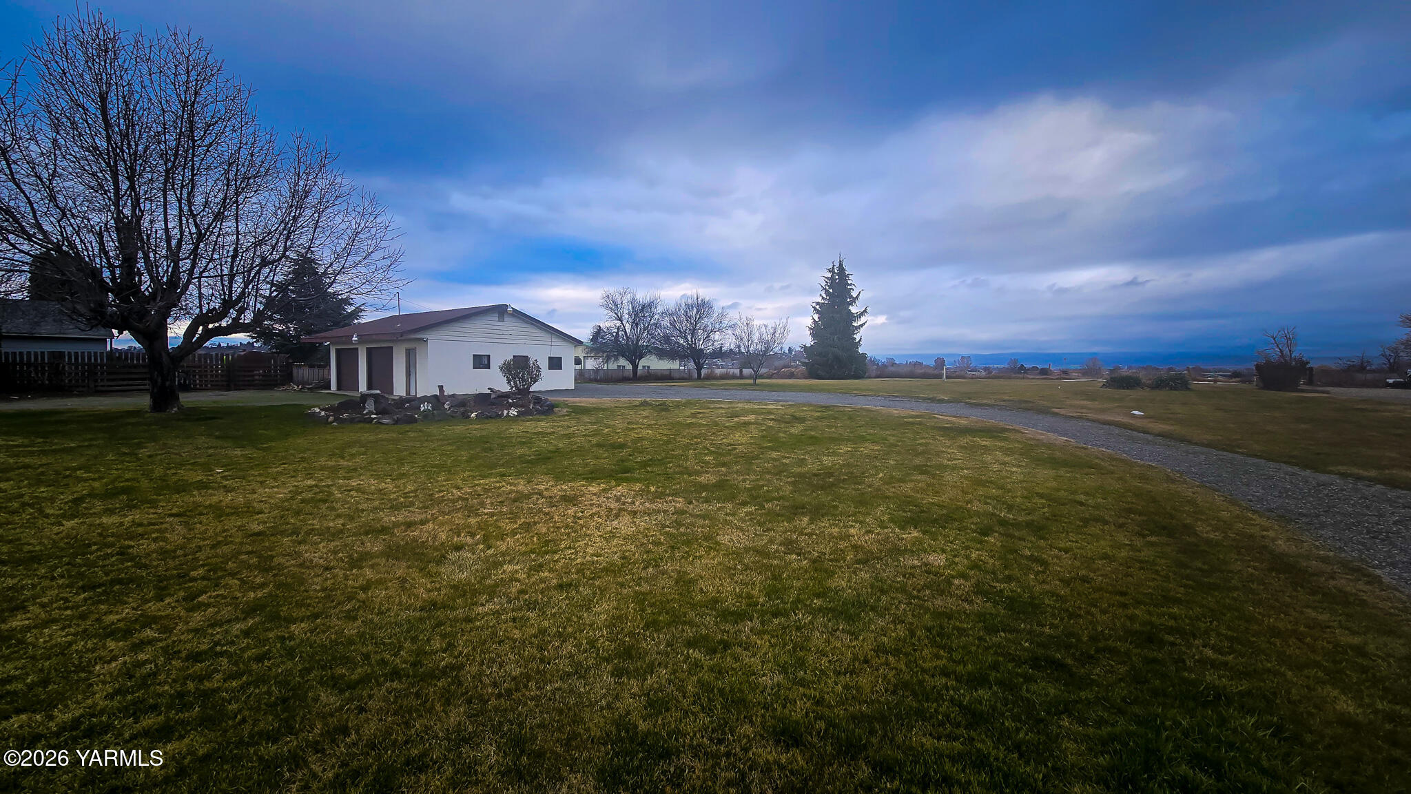 714 Hill Road South Sunnyside, WA 98944 - Photo 7 of 33 20260215_161537