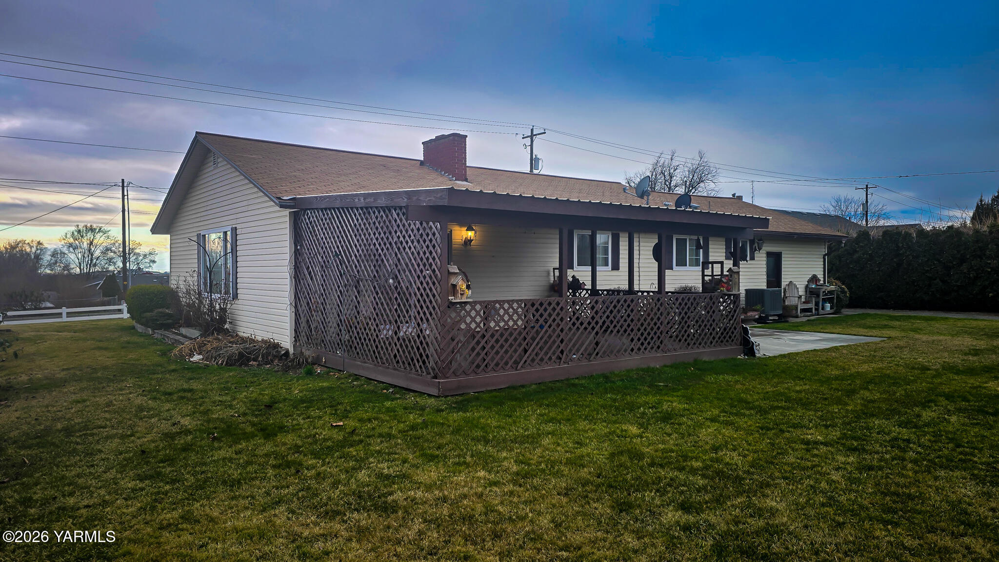 714 Hill Road South Sunnyside, WA 98944 - Photo 8 of 33 20260215_161607