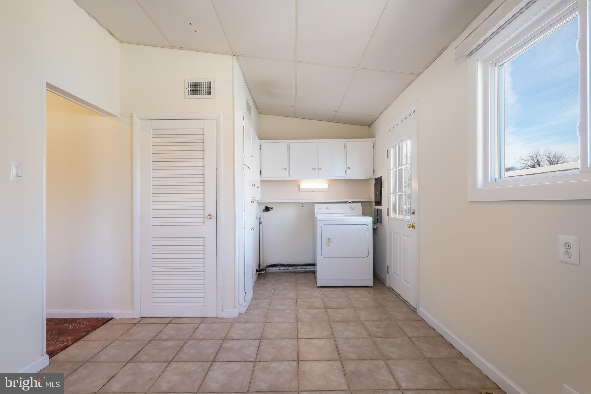 7 Greystone Road Ambler, PA 19002 - Photo 11 of 26 Laundry Off of Kitchen