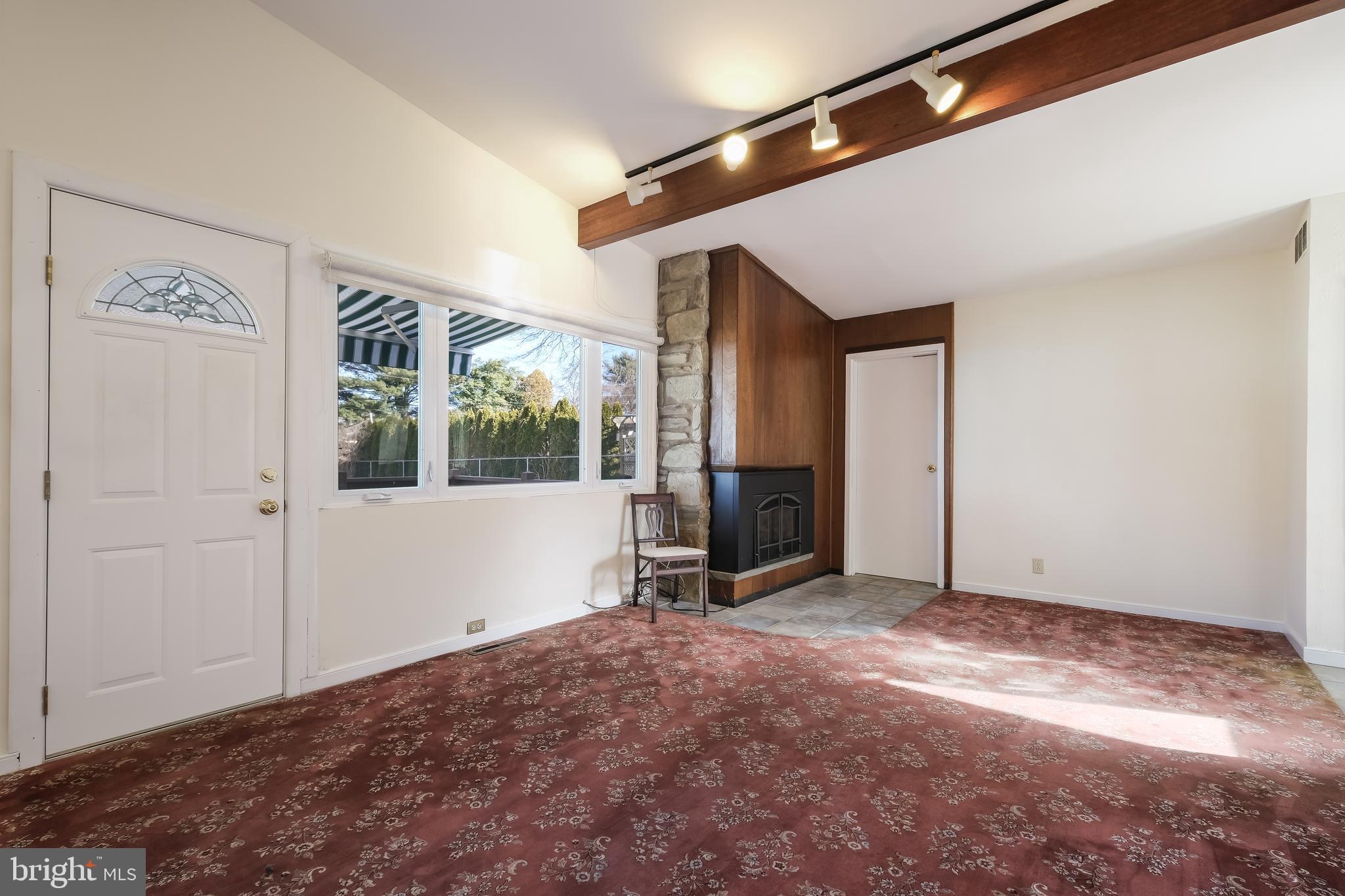 7 Greystone Road Ambler, PA 19002 - Photo 5 of 26 Living Room with Gas Fireplace