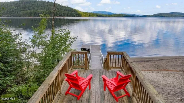 $980,000 | 55 Lakeview Drive, Horicon, NY 12808