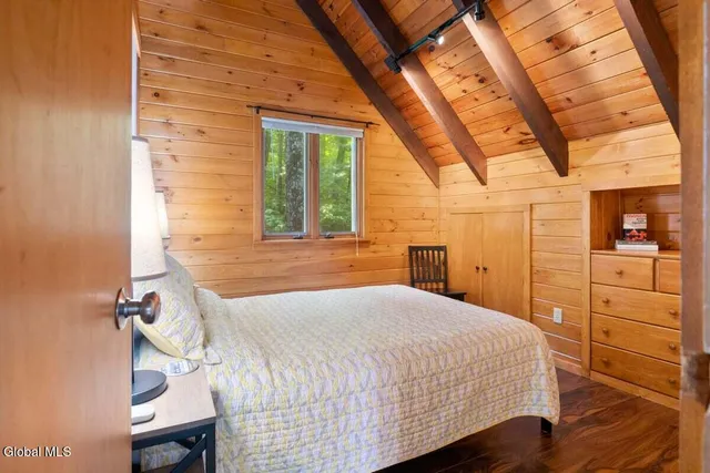 $980,000 | 55 Lakeview Drive, Horicon, NY 12808