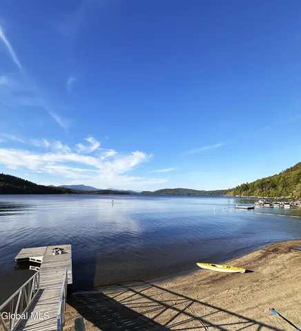 $980,000 | 55 Lakeview Drive, Horicon, NY 12808