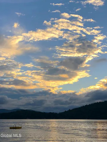 $980,000 | 55 Lakeview Drive, Horicon, NY 12808