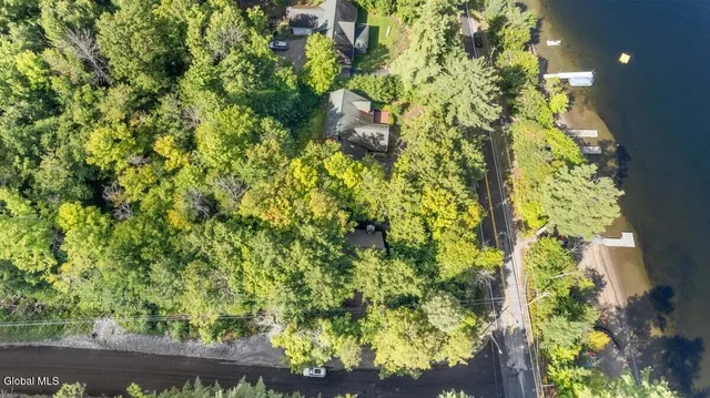 $980,000 | 55 Lakeview Drive, Horicon, NY 12808