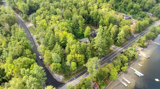 $980,000 | 55 Lakeview Drive, Horicon, NY 12808