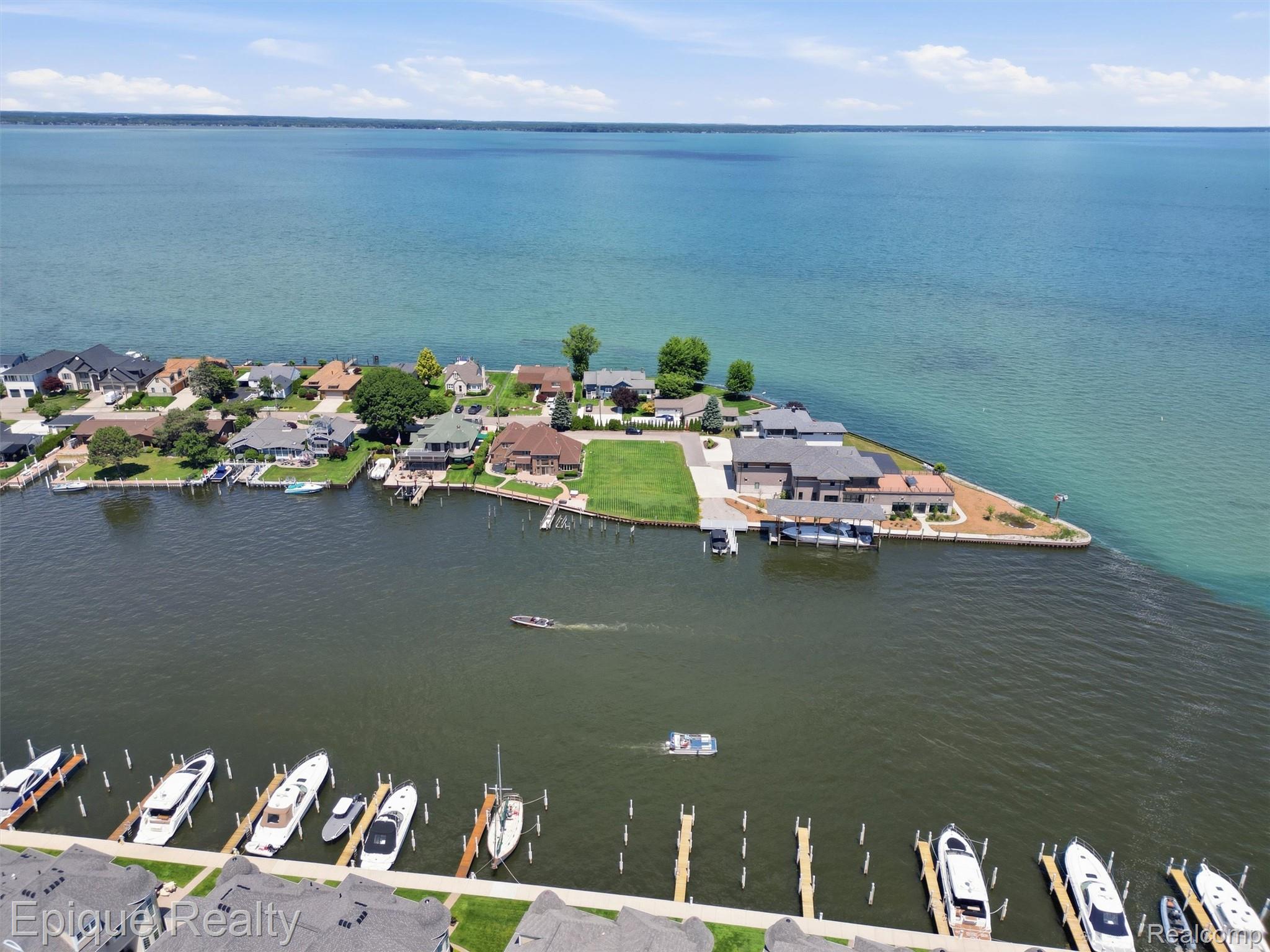 33126 North River Road Harrison Township, MI 48045 - Photo 14 of 16 13-DJI_0804.jpg