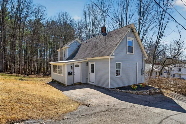 $339,900 | 135 George Street, Keene, NH 03431