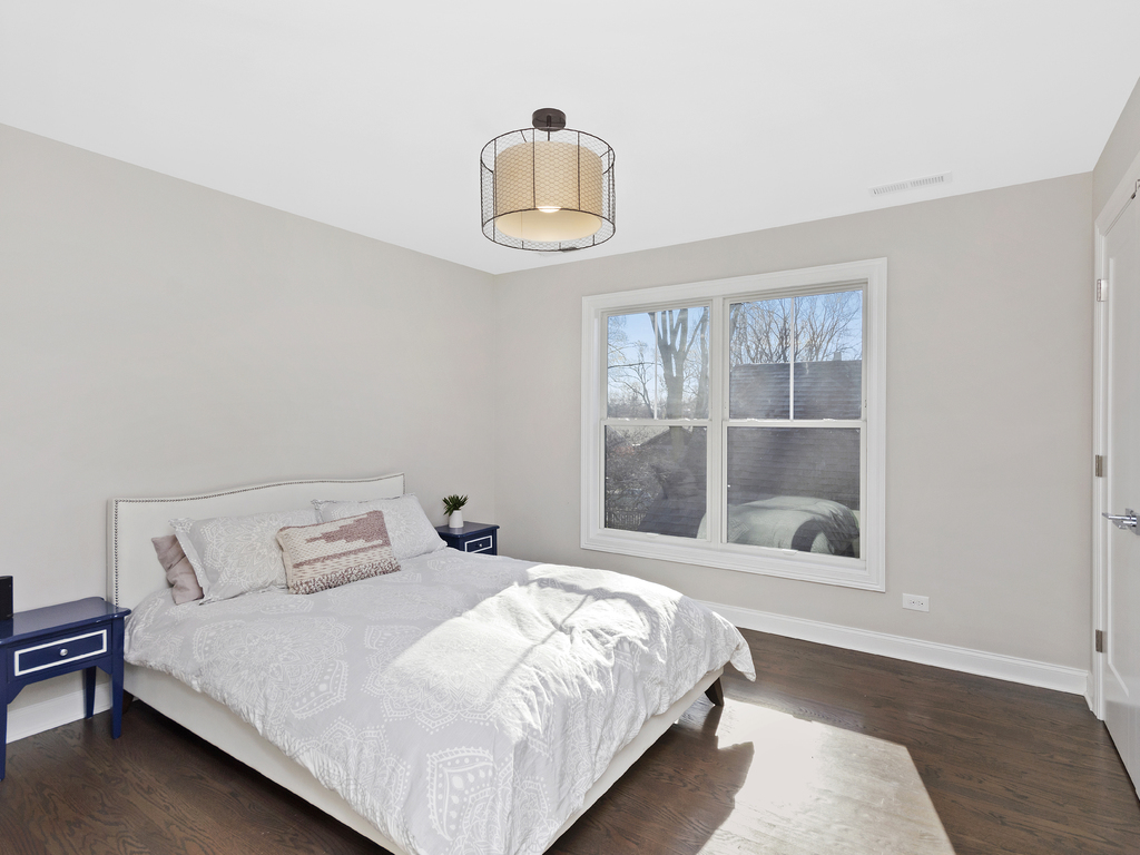 2307 Grey Avenue Evanston, IL 60201 - Photo 22 of 34