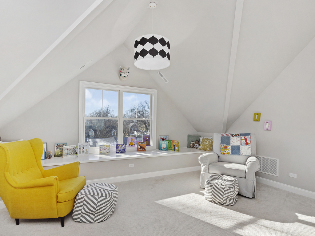 2307 Grey Avenue Evanston, IL 60201 - Photo 25 of 34