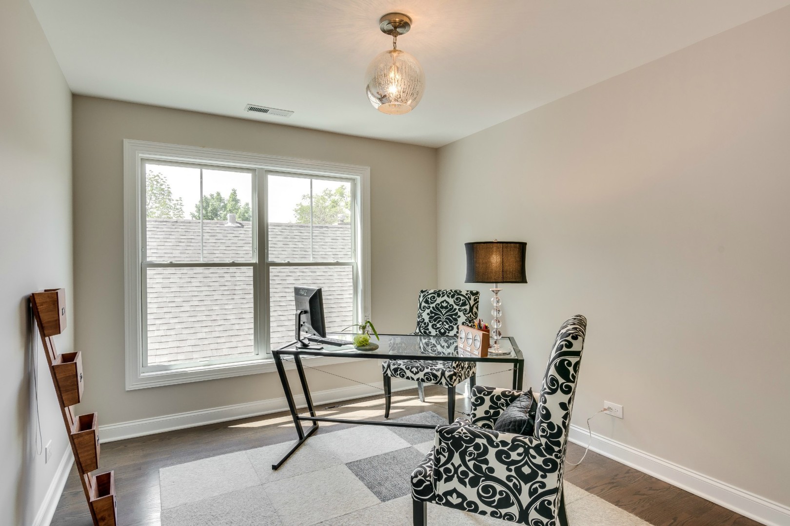 2307 Grey Avenue Evanston, IL 60201 - Photo 27 of 34