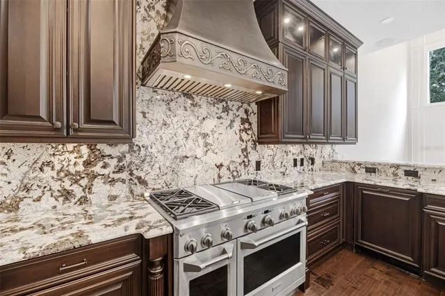 $1,500,000 | 8 Copperwood Court, Safety Harbor, FL 34695