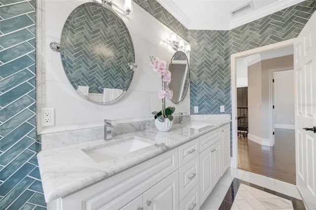 $1,500,000 | 8 Copperwood Court, Safety Harbor, FL 34695