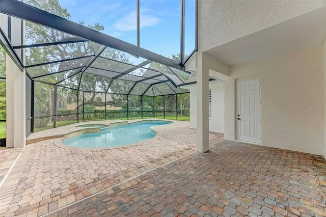 $1,500,000 | 8 Copperwood Court, Safety Harbor, FL 34695