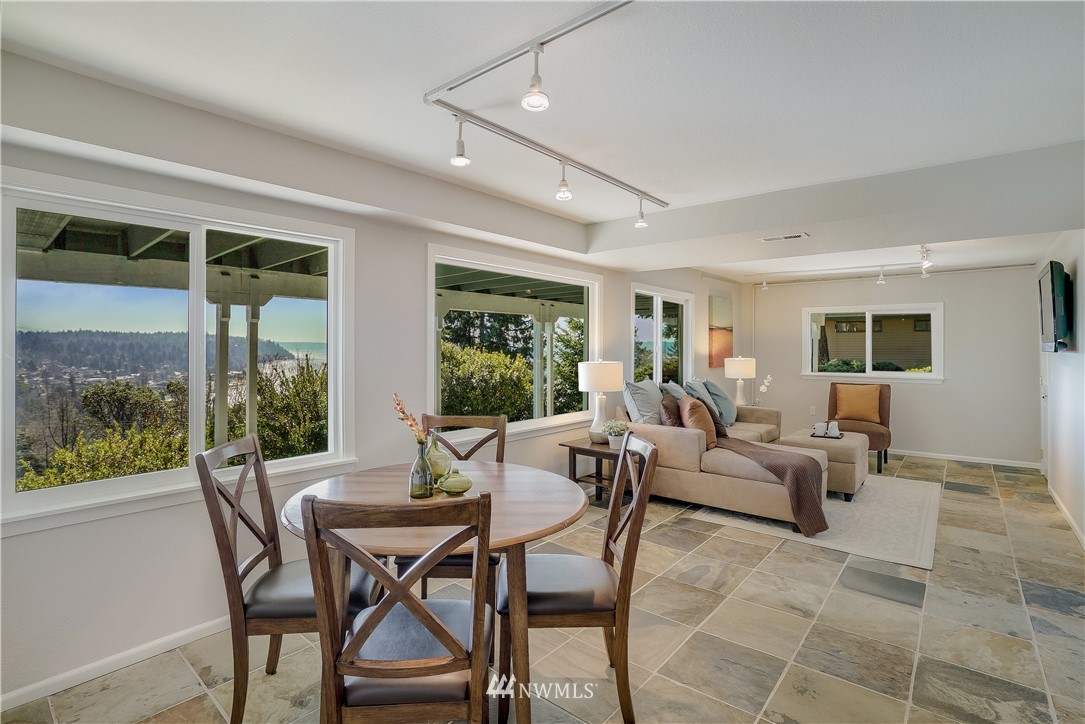 17409 Sylvester Road Southwest Burien, WA 98166 - Photo 19 of 25 Gallery Image 19