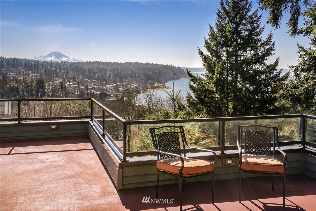 17409 Sylvester Road Southwest Burien, WA 98166 - Photo 24 of 25 Gallery Image 24