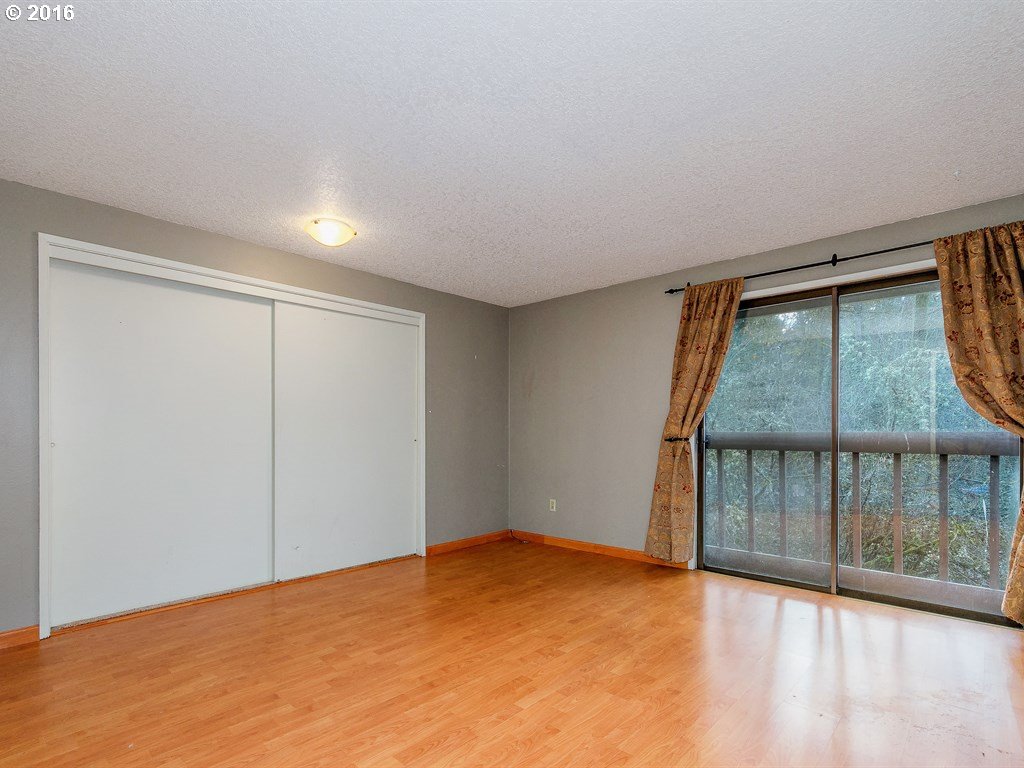 5569 Southwest Multnomah Boulevard Portland, OR 97219 - Photo 13 of 20 Gallery Image 13