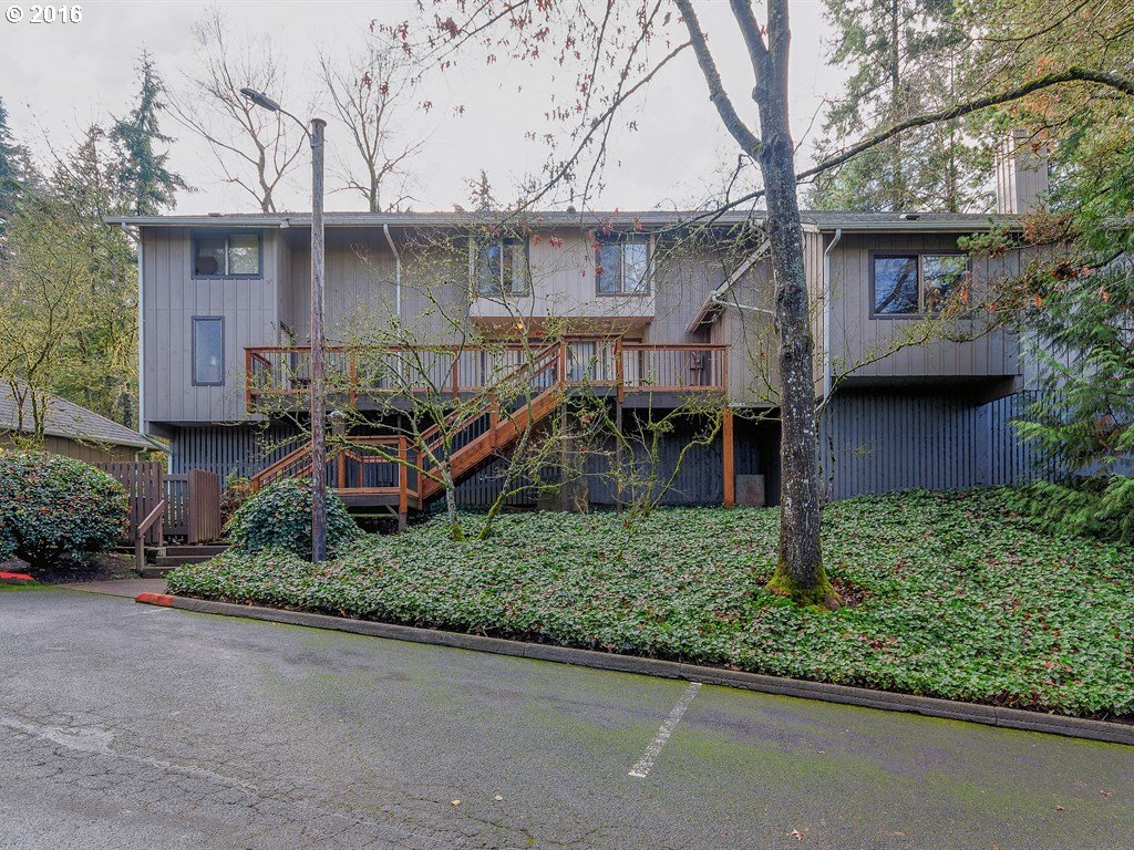 5569 Southwest Multnomah Boulevard Portland, OR 97219 - Photo 20 of 20 Gallery Image 20