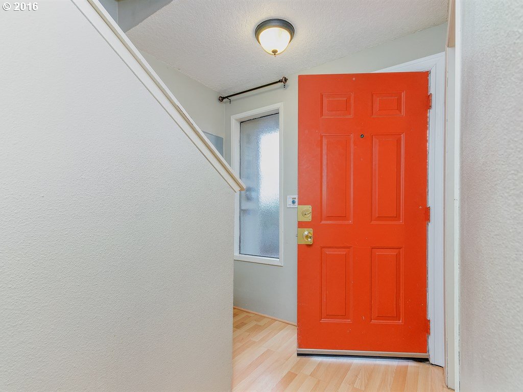5569 Southwest Multnomah Boulevard Portland, OR 97219 - Photo 4 of 20 Gallery Image 4