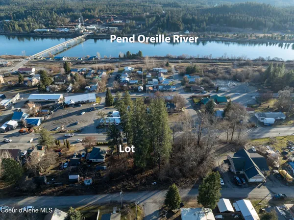 $180,000 | 2 Highway 2 Priest River, Priest River, ID 83856