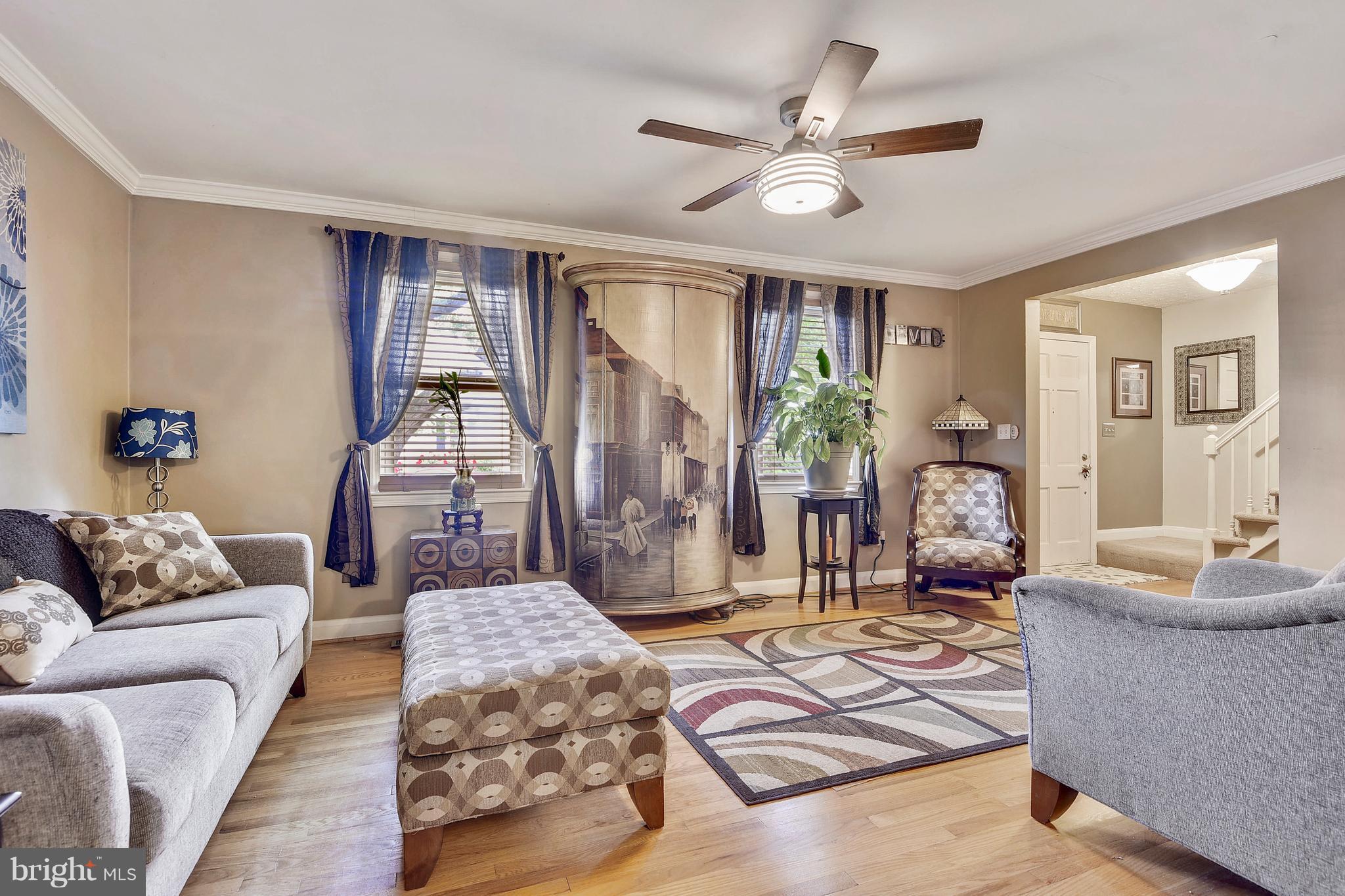 425 Kingwood Road Linthicum, MD 21090 - Photo 5 of 20 Hardwood Floor & Ceiling Fan Grace Living Room