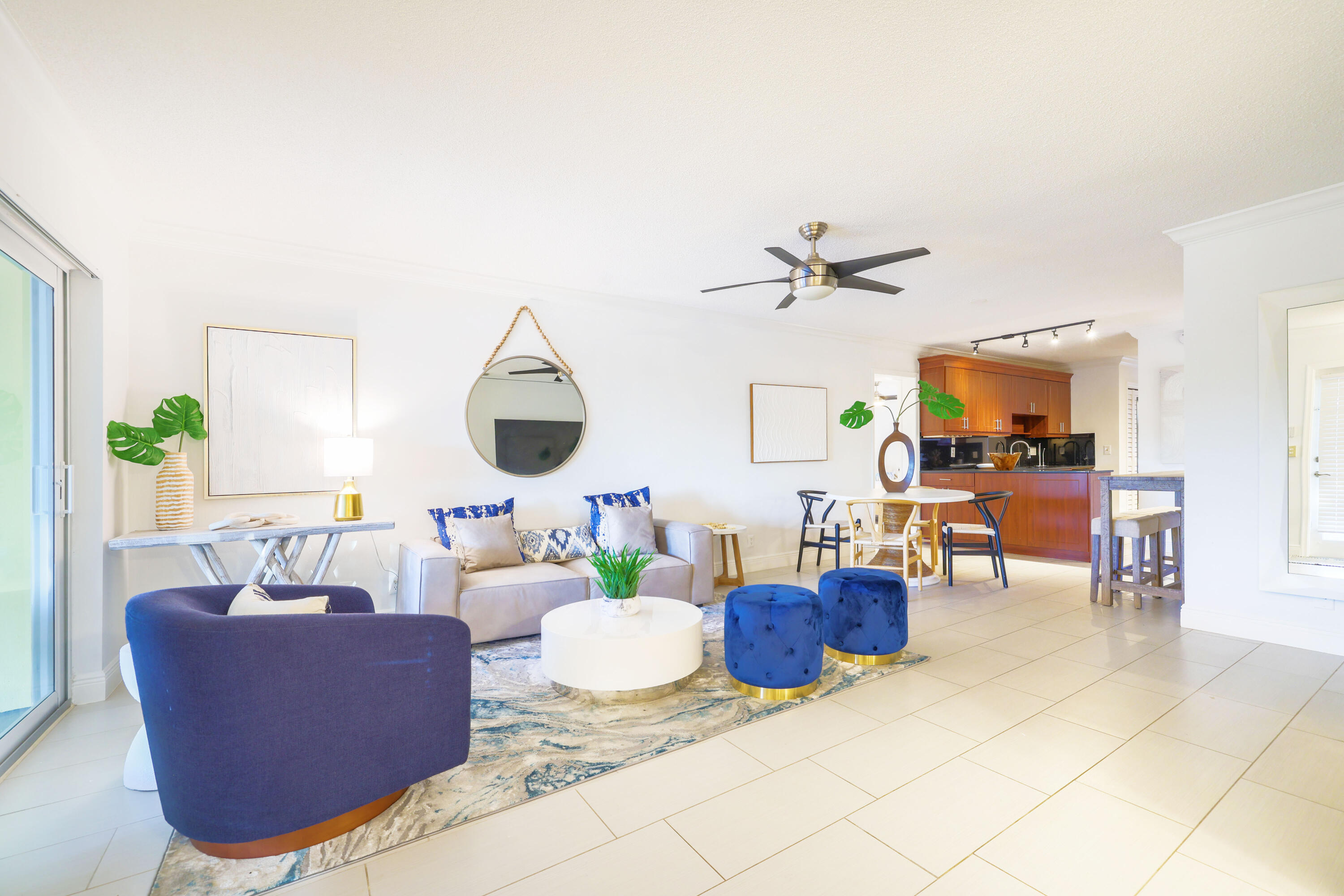 1015 Spanish River Road, Unit 408 Boca Raton, FL 33432 - Photo 7 of 23 1015 Spanish River Rd, unit 408 - 10