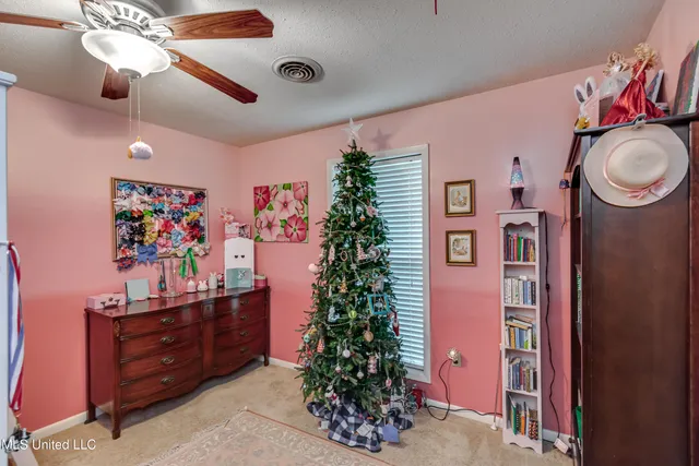 $235,000 | 2030 East Sunset Drive, Yazoo City, MS 39194