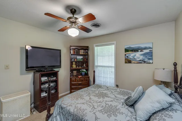 $235,000 | 2030 East Sunset Drive, Yazoo City, MS 39194