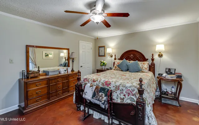 $235,000 | 2030 East Sunset Drive, Yazoo City, MS 39194