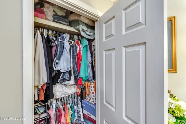 $235,000 | 2030 East Sunset Drive, Yazoo City, MS 39194