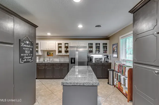 $235,000 | 2030 East Sunset Drive, Yazoo City, MS 39194