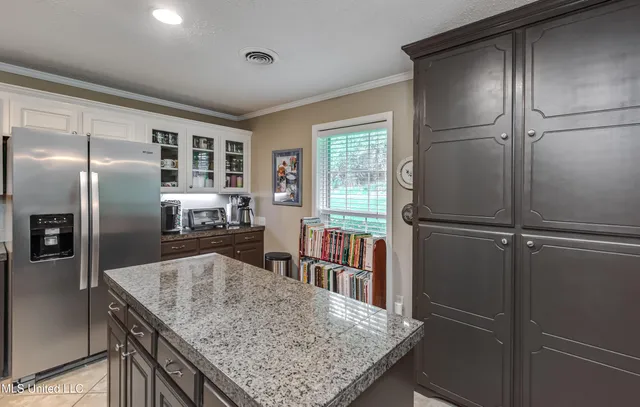 $235,000 | 2030 East Sunset Drive, Yazoo City, MS 39194