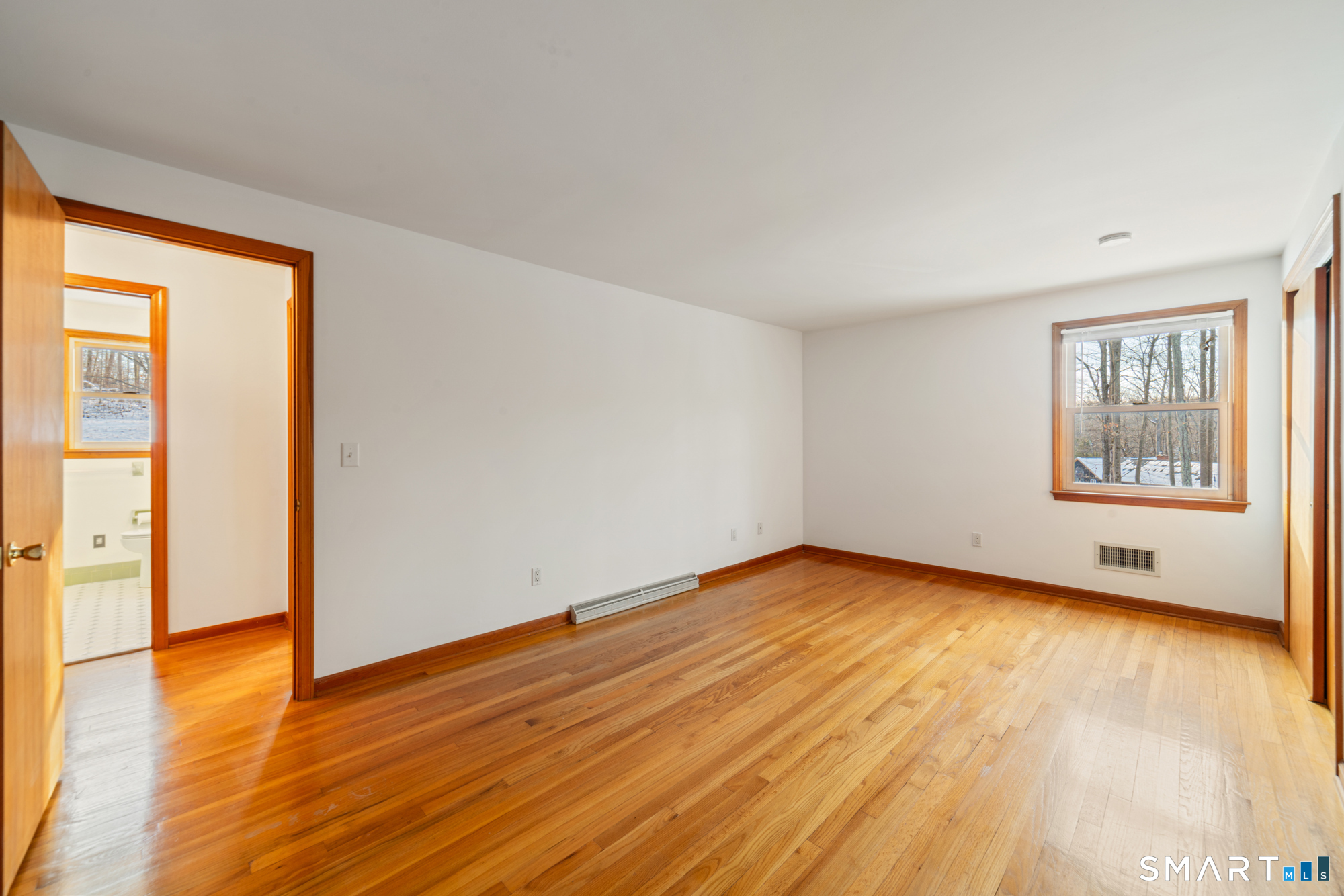 672 Old Waterbury Road Southbury, CT 06488 - Photo 20 of 38