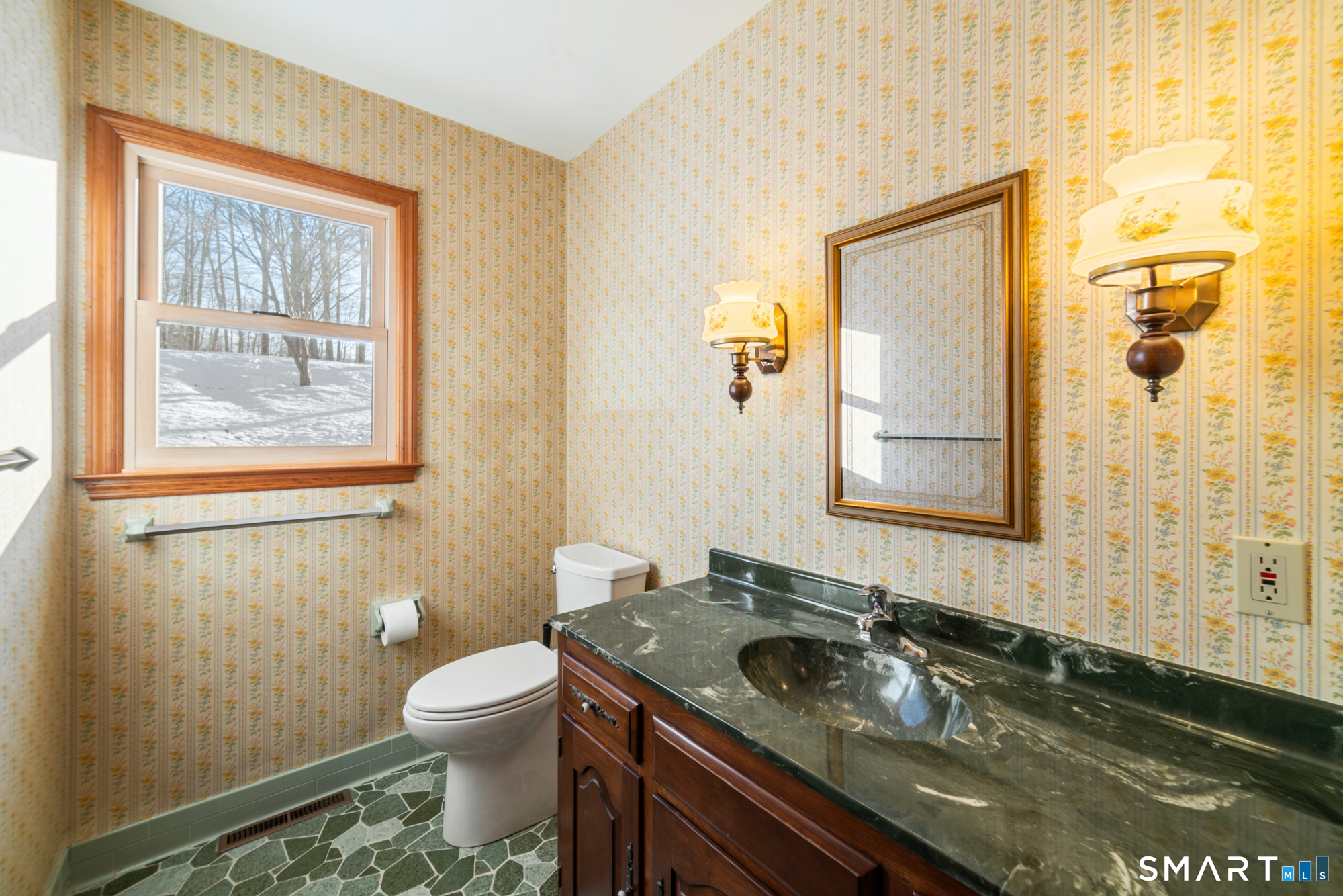 672 Old Waterbury Road Southbury, CT 06488 - Photo 22 of 38 Half bath on first floor
